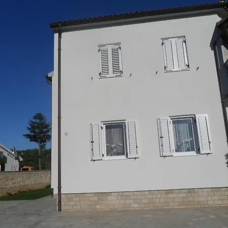 Studio In With Terrace, Air Conditioning, Washing Machine Apartmán