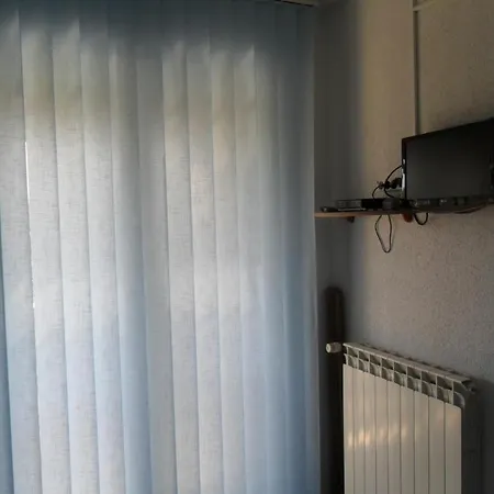 Studio In With Terrace, Air Conditioning, Washing Machine Medulin