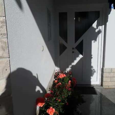 Studio In With Terrace, Air Conditioning, Washing Machine Apartmán